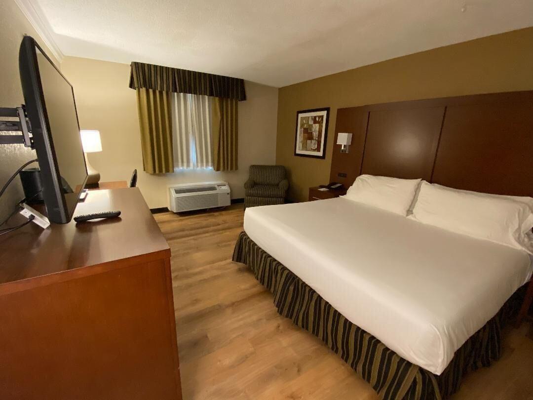 Wyndham Garden Warsaw Hotel Bagian luar foto